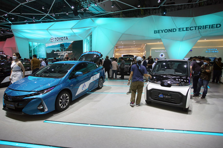 Toyota Sudah Main Full Listrik, Nasib Hybrid Bagaimana?