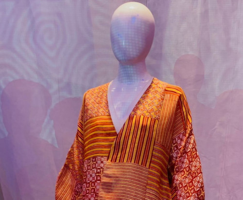 Ketika Batik Indonesia Berpadu dengan Kain Sutra Korea (Foto: instagram)
