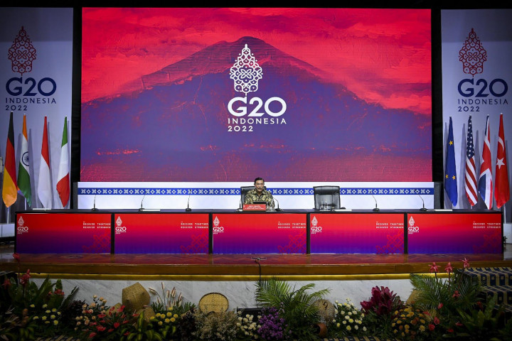 Indonesia Bawa Perubahan, Luhut: Di KTT-G20 Banyak Kepala Negara Ingin Bertemu Jokowi