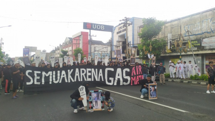 Kasus Tragedi Kanjuruhan Mandek, Aremania Kirim Surat Massal ke Presiden Jokowi