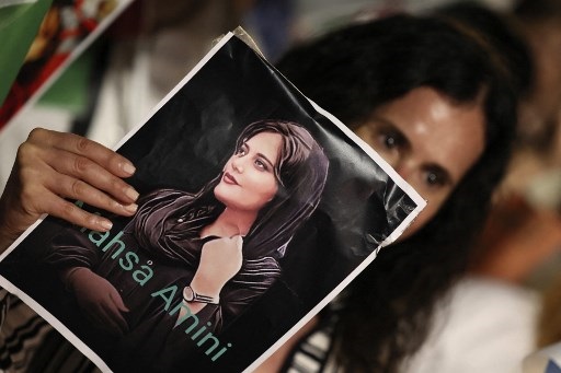 Iran Vonis Mati Pelaku Protes Antipemerintah