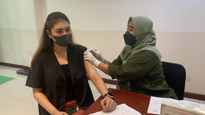 Media Group Network-RSAU Esnawan Gelar Vaksinasi <i>Booster</i>