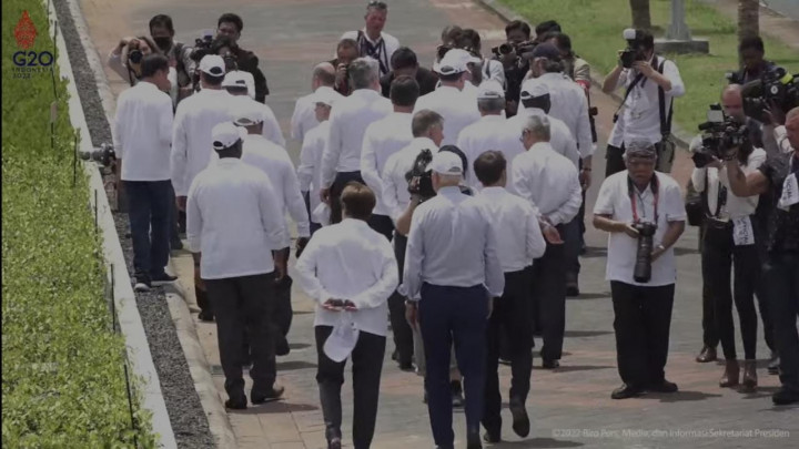 Aksi Nyentrik Menteri PUPR saat Jadi Fotografer di Acara KTT G20