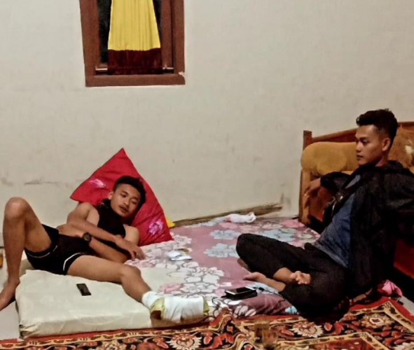 Petugas Konflik Satwa Terperosok ke Lumpur Panas usai Dikejar Gajah Liar