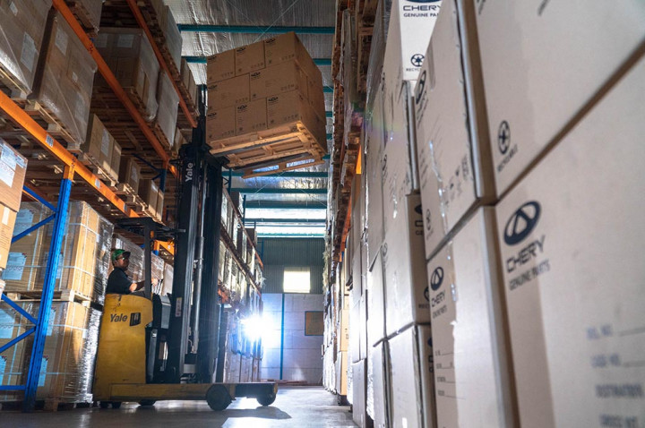 Chery Amankan Stok Suku Cadang dengan Bangun Gudang