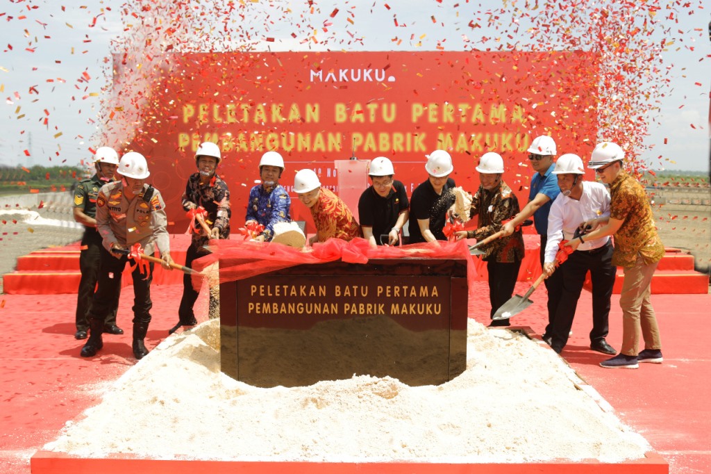 Peletakan batu pertama makuku. (Foto: Ist)