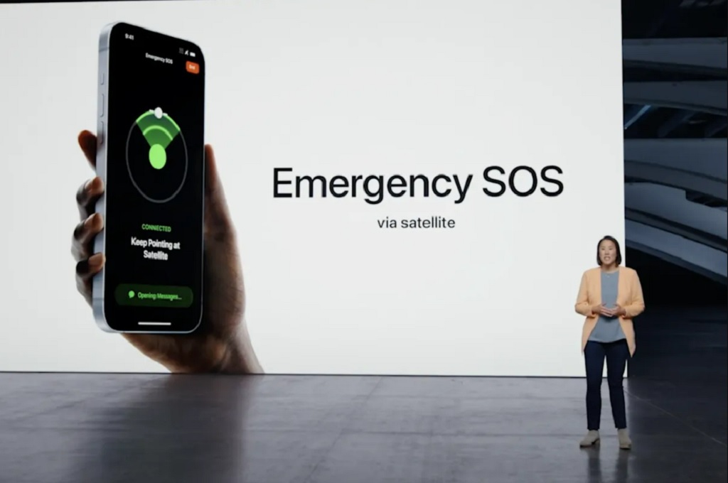 iPhone 14's SOS feature is active in the US and Canada