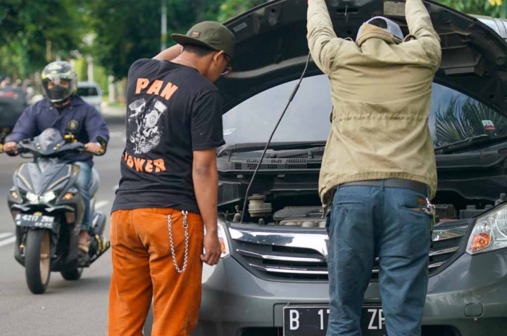 Sering Telat Ganti Oli? Ini Akibat Buruknya!