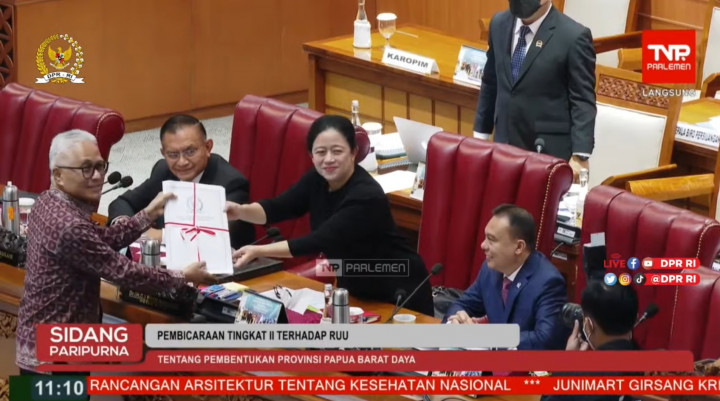 RUU Papua Barat Daya Sah Menjadi UU