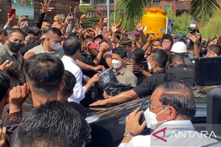 150 Pedagang Pasar Badung Bali Dapat Bantuan dari Presiden Jokowi