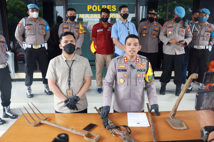 Sadis! Gara-gara Warisan, Anak Cangkul Kepala Ayahnya Hingga Tewas