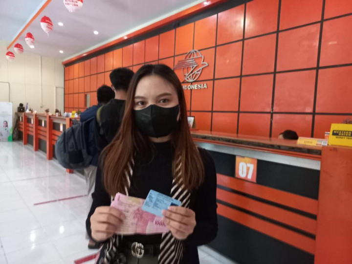 Ambil BSU di Kantorpos, Pekerja: Cepat, Mudah, dan Petugasnya Ramah