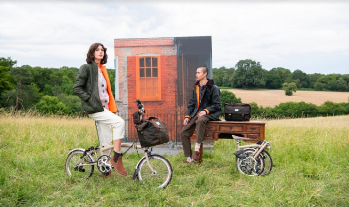 Kolaborasi Barbour X Brompton Hadirkan C Line Explore, Berapa Harganya?