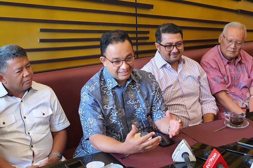 Momen Anies Makan Siang Bareng Tim Kecil 'Koalisi Perubahan'