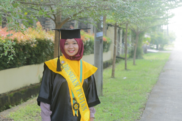 Beasiswa PMDSU Muluskan Jalan Kartika Raih Cita-cita Jadi Peneliti