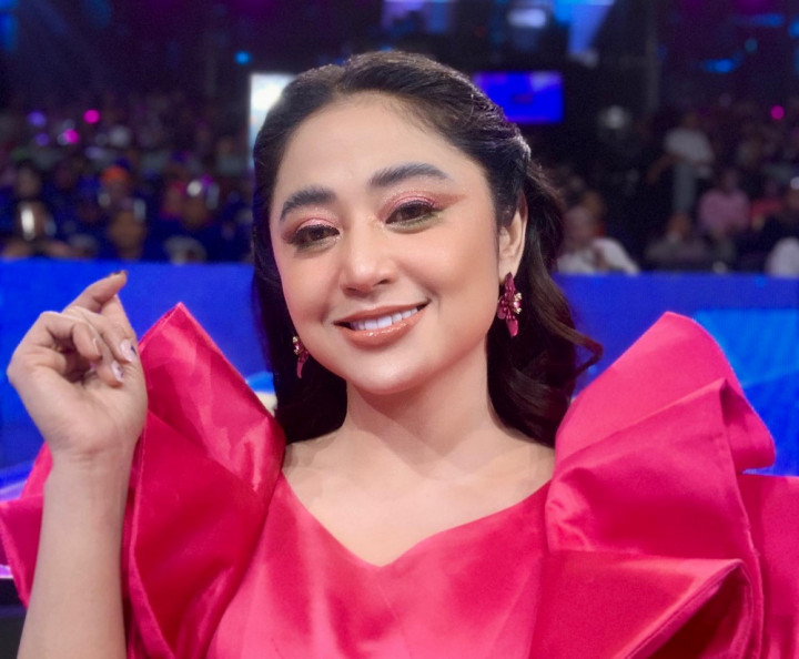 Kehilangan Pekerjaan, Dewi Perssik Kembali Laporkan Hater