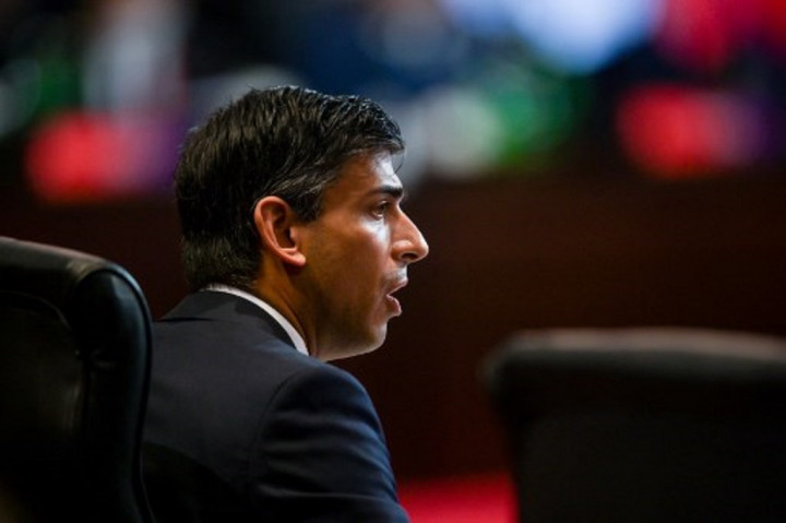 Populer Internasional: PM Inggris ke Ukraina hingga Akun Twitter Trump Aktif Lagi