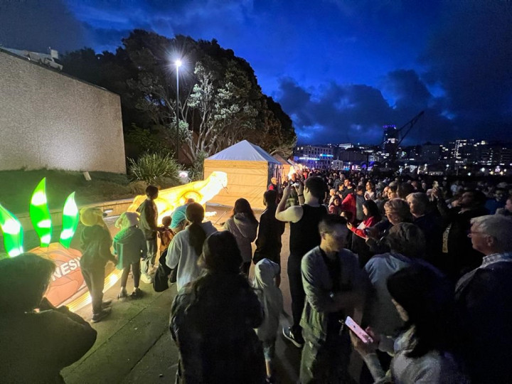 Indonesia Hadirkan Lentara Komodo di Lumino City Festival