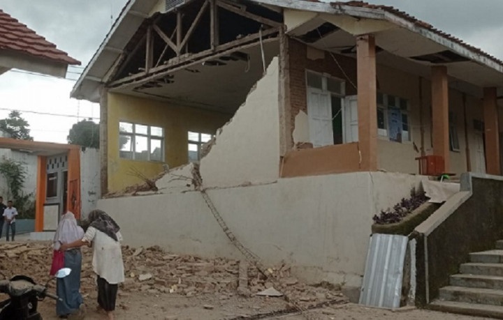 14 Dead after the 5.6 Magnitude Earthquake Jolt Cianjur