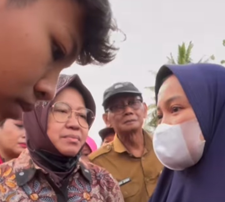 Mensos Bantu Biaya Pendidikan Anak Korban Longsor di Gunungkidul