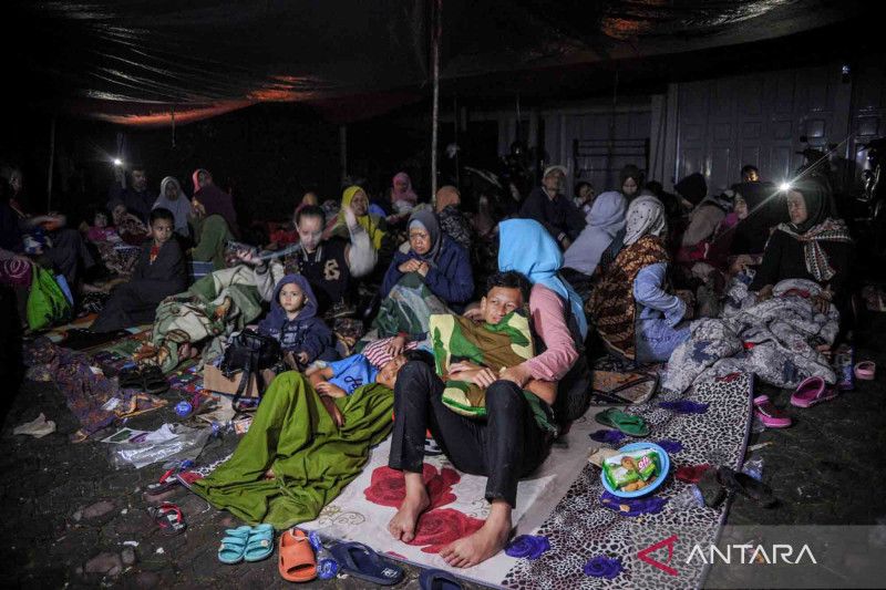 Kemarin, 162 Tewas dalam Gempa Cianjur hingga Pasien Terakhir Tragedi Kanjuruhan