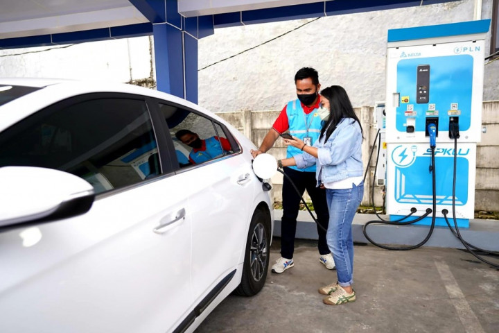 BUMN Perlu Manfaatkan Rantai Pasok <i>Electric Vehicle</i> untuk Jadi Pemain Utama