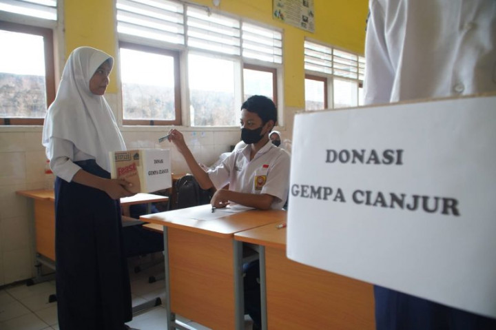 Siswa Kota Mojokerto Buka Donasi untuk Korban Gempa Cianjur