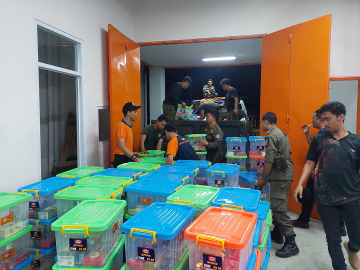 Relawan BPBD Tangsel Siapkan Pangan dan Posko untuk Korban Gempa Cianjur