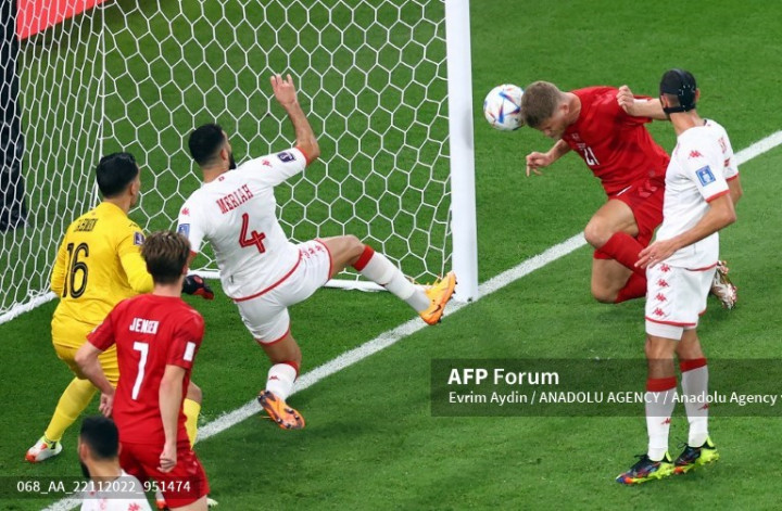 Tunisia Tahan Gempuran Denmark