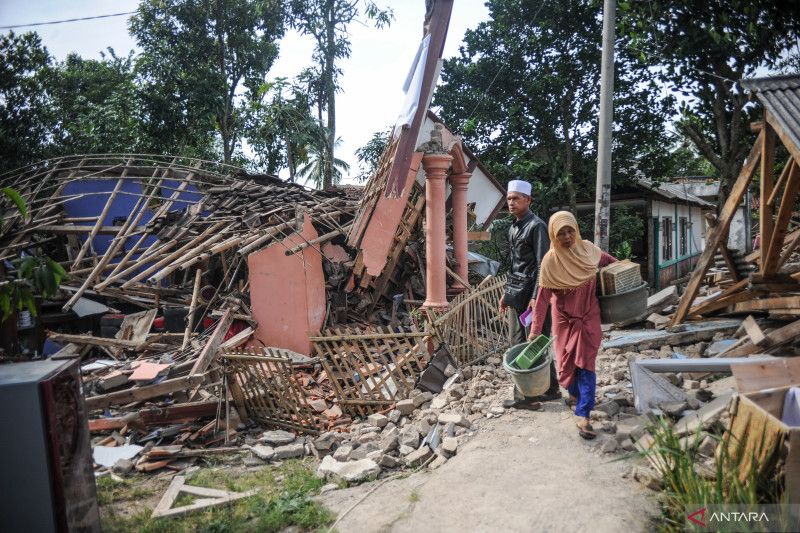 Terjadi 161 Kali Gempa Susulan di Cianjur hingga Rabu Pagi