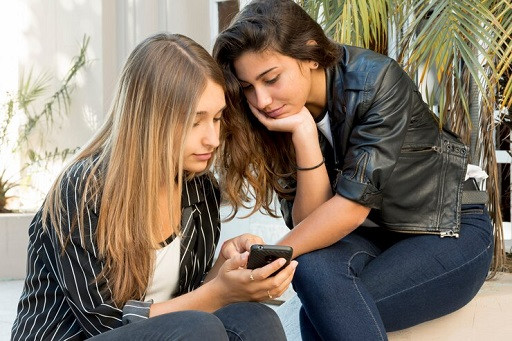Di kalangan remaja, sexting bukanlah hal yang asing bagi mereka. (Foto: Ilustrasi. Dok. Freepik.com)