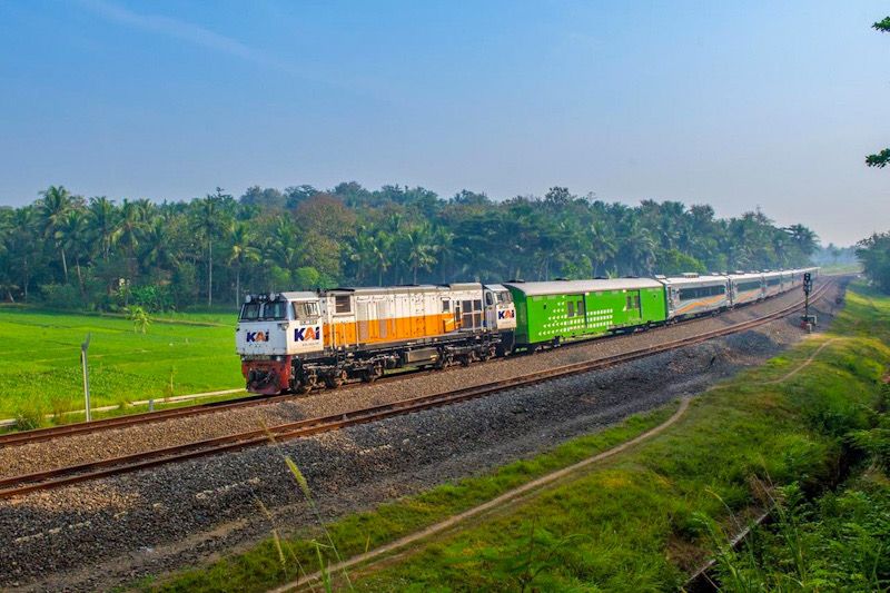 Daop 6 Yogyakarta Siapkan Kereta Tambahan untuk Libur Akhir Tahun