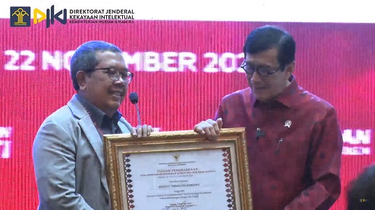 Selamat! ITB Sabet Penghargaan Top 10 Perguruan Tinggi Permohonan Paten Terbanyak 2022