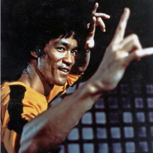 Diduga Dialami Bruce Lee Sebelum Meninggal, Kenali Efek dan Gejala dari Overhidrasi