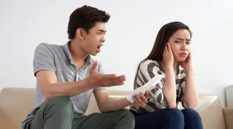 Arti <i>Red Flag</i> dalam Hubungan, Sempat Viral di TikTok