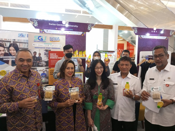 Kembangkan Inkubator Bisnis dan Digital Marketing Center UMKM, SGU Raih Penghargaan dari Pemkab Tangerang