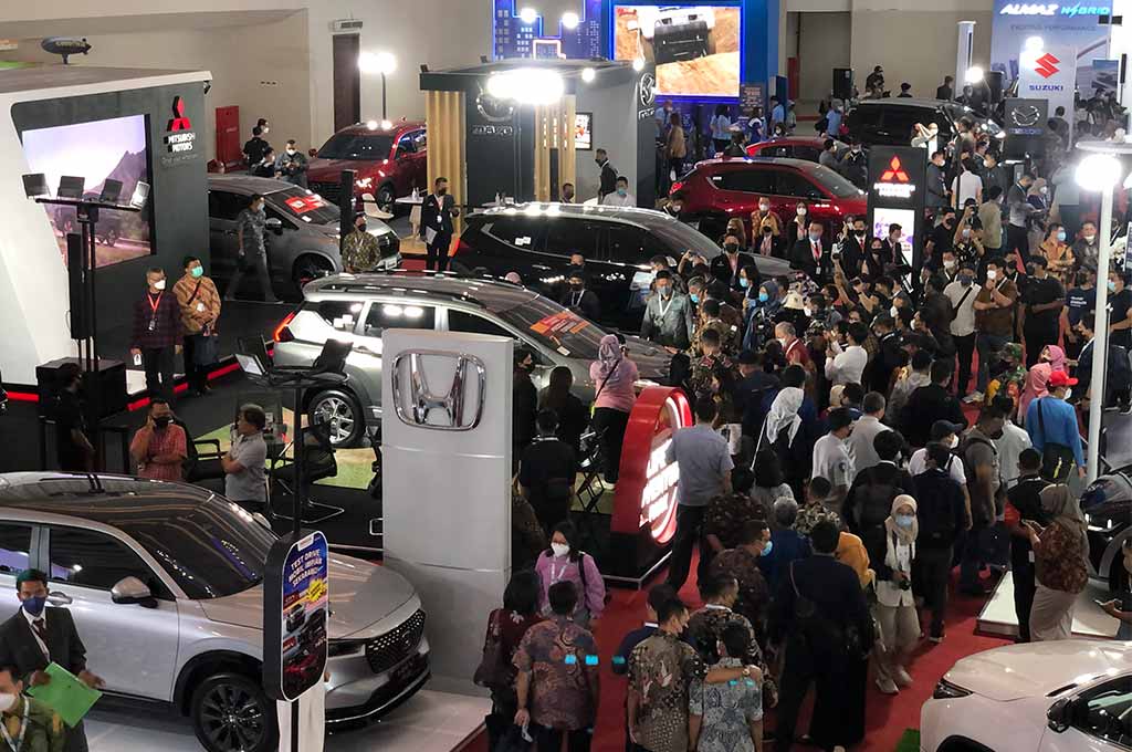 Hari kedua GIIAS Semarang 2022 menjadi indikasi animo masyarakat Jawa Tengah yang merindukan pameran teknologi otomotif skala dunia di wilayah mereka. medcom-uda