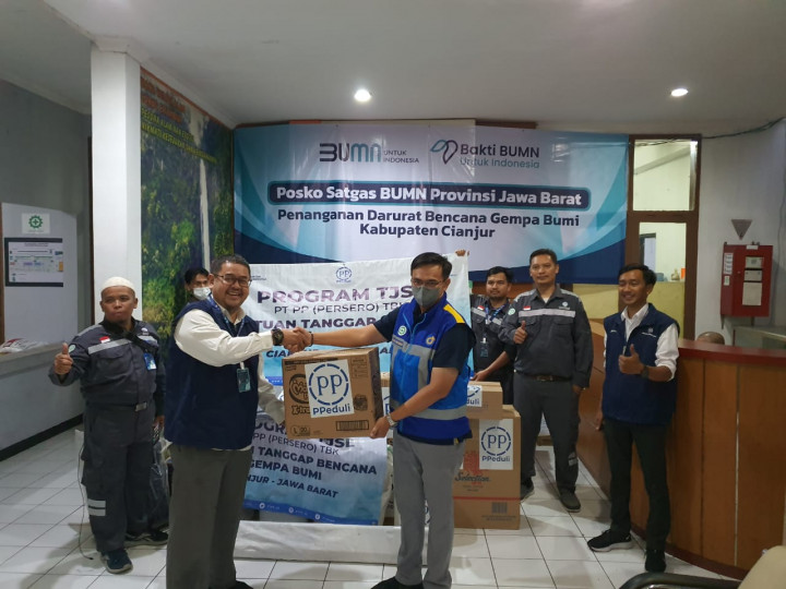 Gandeng Satgas Bencana BUMN, PTPP Salurkan Bantuan untuk Korban Gempa Cianjur