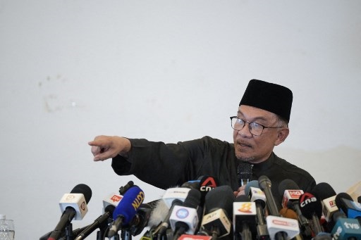 Anwar Berencana Undang Lawan Politik untuk Masuk Pemerintahannya