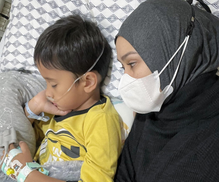 Anaknya Terkena Pneumonia, Zaskia Adya Mecca Trauma