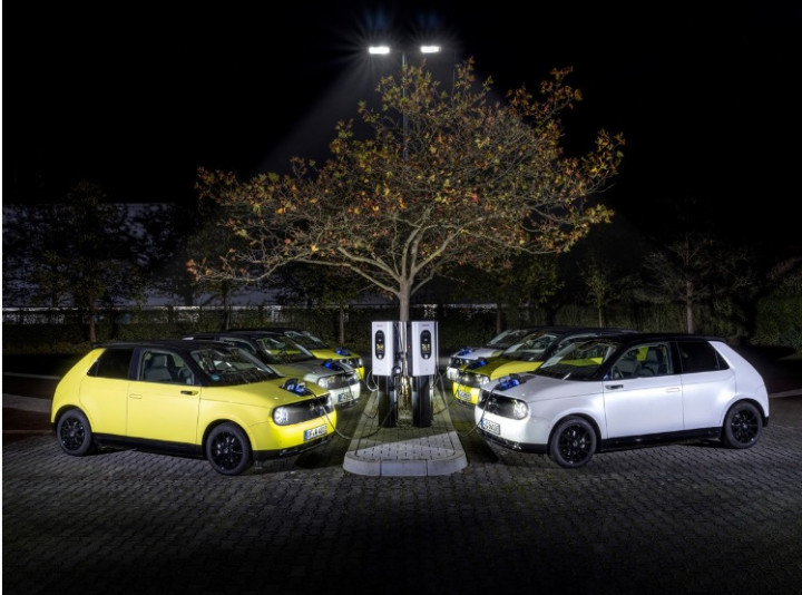 Honda Bekali Charger dengan Teknologi Stabilitas Jaringan Listrik