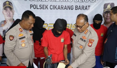 7 Fakta Kasus Penjualan Makanan Hingga Kosmetik Kedaluwarsa di Cikarang