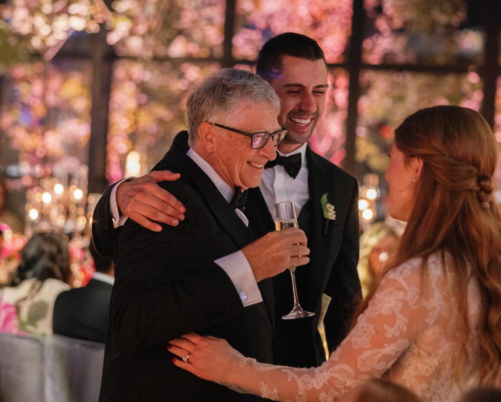 Bill Gates bersama anak dan menantunya (Foto: instagram)