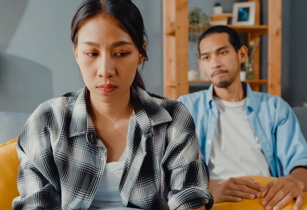 Istri Sering Ngambek? 5 Cara ini Bisa Meredakan Emosinya