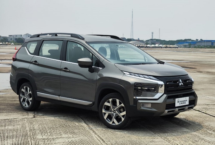 Faktor Harga Jual Kembali Jadi Daya Pikat Xpander Cross