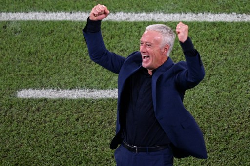 Prancis ke Babak 16 Besar, Deschamps tidak Khawatir dengan Kutukan Juara Bertahan