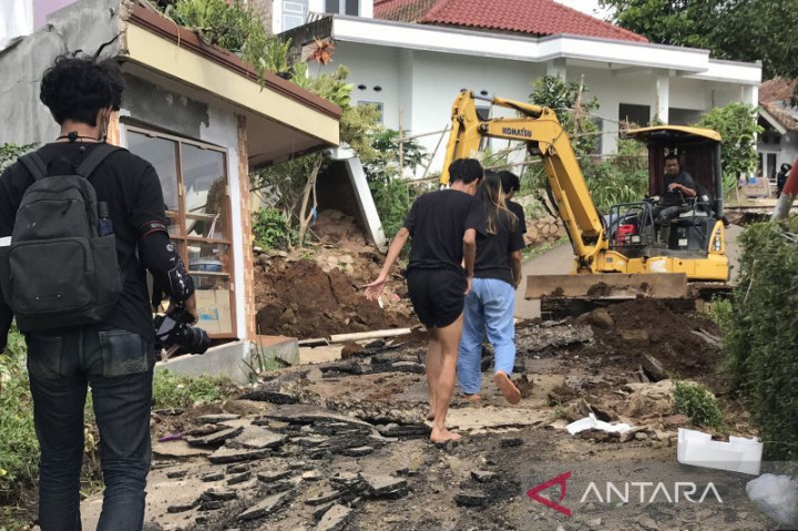 Gempa Susulan di Kabupaten Cianjur Mencapai 285 Guncangan