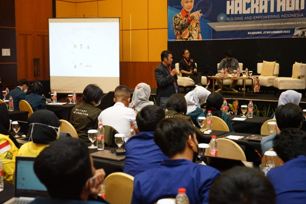 Kompetisi hackathon/istimewa