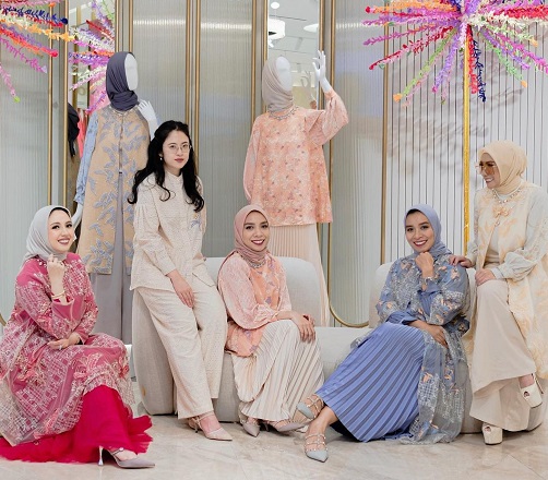 Koleksi Sloka Kami. x Sarah Sofyan. (Foto: Dok. Instagram/@kamiidea)
