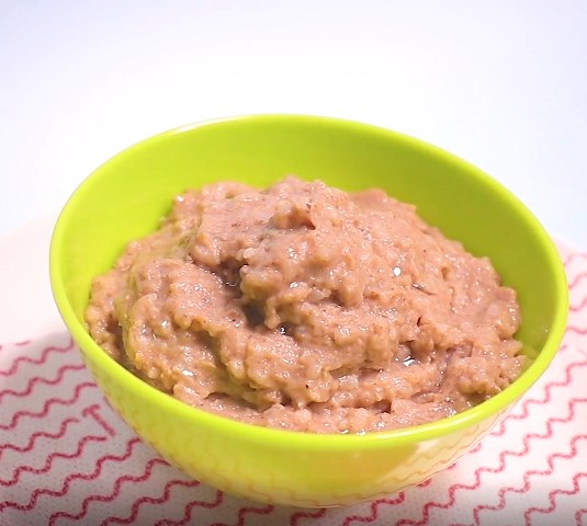 Sontek resep MPASI bubur hati ayam dengan tomat untuk si kecil. (Foto: Dok. Endeus TV)